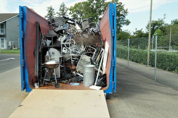 Best Garage Cleanout Services  in Highpoint, OH