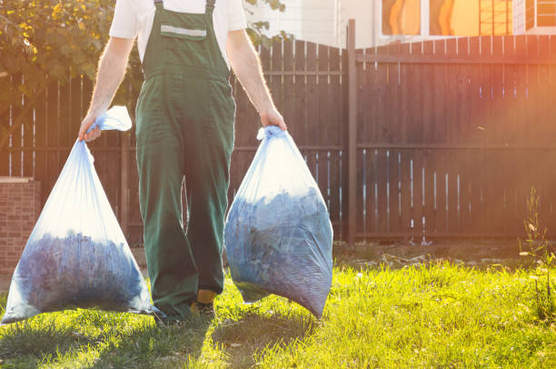 Best Construction Debris Removal  in Highpoint, OH